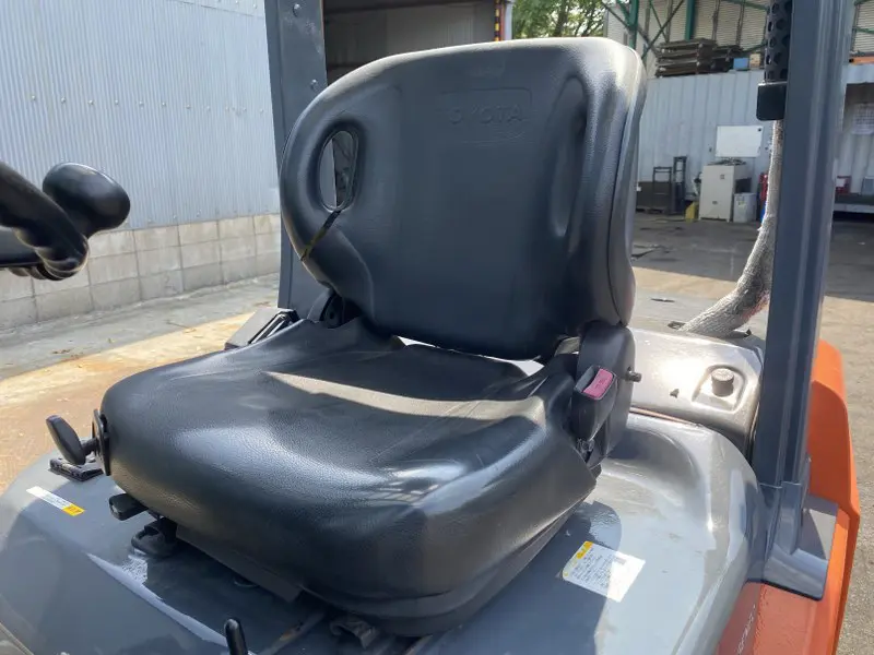 XE NÂNG DẦU TOYOTA 2,8 TẤN