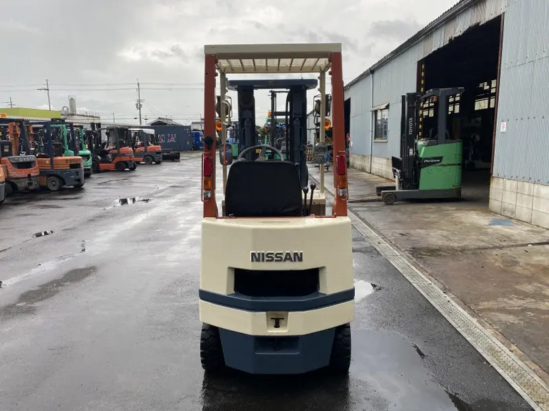 XE NÂNG XĂNG NISSAN 1 TẤN