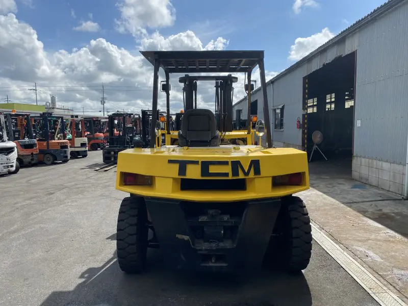 XE NÂNG DẦU TCM 6 TẤN